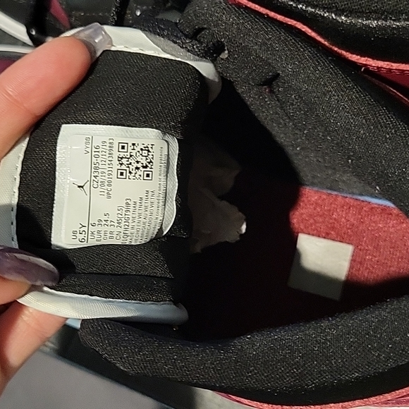 Jordan 1 woman wine red gold accents charms - Picture 8 of 10